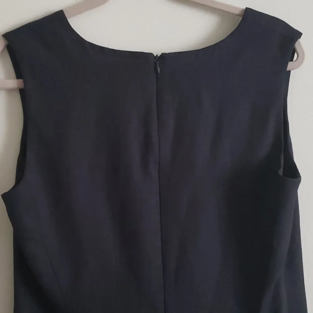 Pret A Porter Dress   - Picture 4 of 6